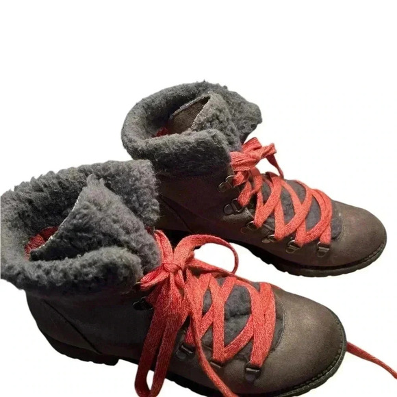 MADDEN GIRL rugged winter boots, size 9 - Picture 4 of 6